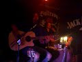 daniel schulz - du kannst alles haben (live im hamburg, headbangers ballroom, 30.03.08). der schulz ist der ex-s�nger der bands engelhai und pinkostar.
der song ist ein eingedeutschtes cover von dem song 