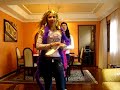 Por que só a gente se québra toda pra faze um vídeo de feliz aniversario pra vó da rôw :D asuhhusahudhusa