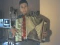 un ni�o de 12 a�os la esta tocando y es verdad