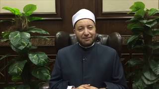 حكم الزوجة التي تقدم أهلها على أهل زوجها