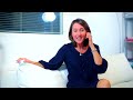 a partir du 1er d�cembre 2012, retrouvez les personnalit�s qui se sont engag�es aupr�s des petits fr�res des pauvres dans le calendrier de l'avent sur le sit...