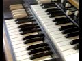 Claudio Calzolari plays a vintage HAMMOND A100 www.langolomusicale.it