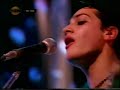 Catupecu Machu - Entero o a Pedazos (en vivo) Catupecu Machu - Entero o a Pedazos (en vivo)