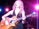 Taylor Swift Teardrops on my guitar live Taylor Swift Teardrops on my guitar live