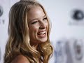 this video is something like tribute for young lovely and very talented actress rachel nichols. 
i saw her in alias, 5. season, and she was very good.
yes, she is pretty and lovely but she first is, for me, one very talented actress.
and before she will be really famous :d, i made this video.
rachel, i wish you luck! :d

enjoy it!