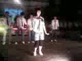 nhay hiphop o truong lop 12b1.flv nhay hiphop o truong lop 12b1.flv