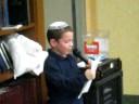 Yoel Gives Dvar Torah