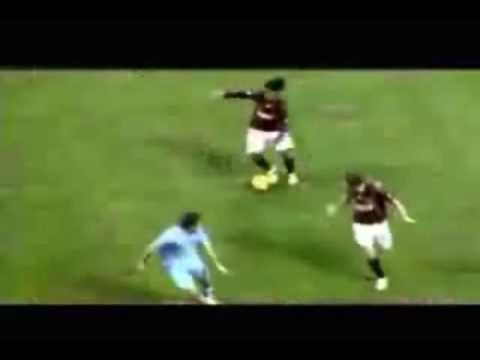 GOLES Y JUGADAS DE RONALDINHO goles y jugadas de ronaldinho: