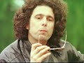 Andr�s Calamaro \"un poco de diente por diente\"