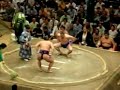 高見盛　気合を入れるも...
