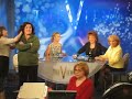 Rosie chats up audience members at The View Rosie chats up audience members at The View