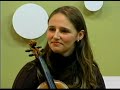 Entrevista e m&uacute;sica ao vivo no Programa Vitrine