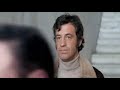 some incredible stunts by jean-paul belmondo from the movie le casse/the burglar (1971). he is chased by omar sharif on the streets of athens.