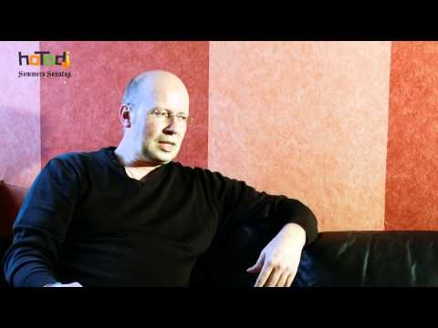 Kennzeichen der Polizei - Sommers Sonntag 17
