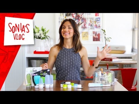 PACK - Sonia Gil shares tips on how to pack your toiletries when traveling. Lotion, toothpaste, shampoo, face soap... Sonia will keep you clean with this toiletry p...