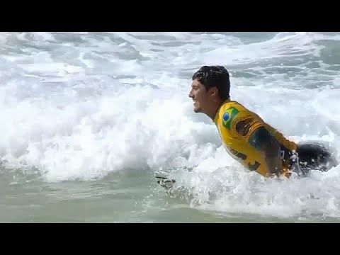 Surfen: Gabriel Medina (Brasilien) ist Weltmeister im W ...