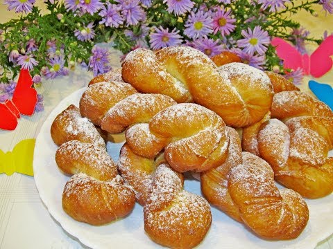 Пышки - плетёнки, ну очень пышные и вкусные необыкновенно! Они вкус нашего детства!