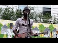 Keziah Jones performing 