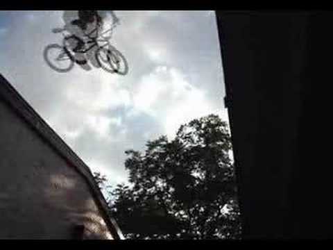 BMX VIDEOS, BIKES, TRICKS, STUNTS, CRASHES