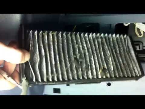 Mitsubishi Space Star. Замена салонного фильтра. How to Cabin Air Filter Replacement