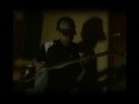Dando jugo con la guitarra