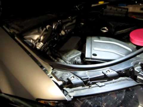 Replace Dipped Headlight bulb for Audi A4 B6 (2004)