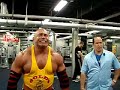 HEINZ SENIOR IFBB PRO TRAINING SHOULDERS WITH VICT