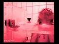 clip video B-shake Behind the walls