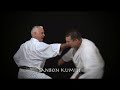 DVD disponible à la vente Jean-Pierre Lavorato, vous propose sa forme de recherche à travers les kumite conventionnels : Gohon Kumite - Sanbon Kumite - Kihon Ippon Kumite - Ippon Kumite - Jyu Ippon KumiteJean-Pierre LAVORATO, Ceinture Noire 8ème DAN style Shotokan sensei Kaze, ancien champion de France et d'Europe. Expert fédéral FFKAMA et membre de comission nationale des grades.Après 45 ans de pratique et de recherche dont 39 passées auprès de 