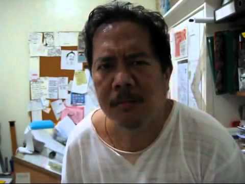 idk - haahhaahahahahahahaah soooo funny watching this guy smile at the camera!
