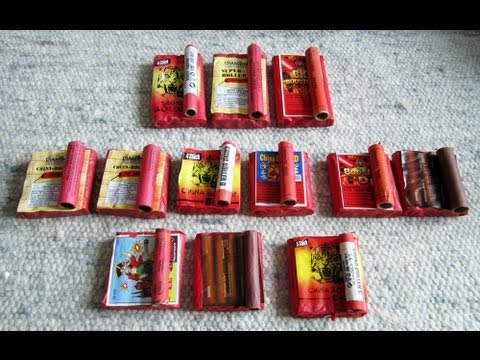 böller - Ich hoffe das Video kann euch bei der Entscheidung, welchen Böller ihr euch kaufen sollt helfen ! :) Es werden weitere Videos folgen ... (UNTER ANDEREM EIN W...