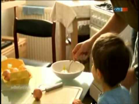 music für autistischen Kinder - Improvisation und Autismus - Luka Döhler. Die Eltern von Luka Döhler sind Improschauspieler und haben durch SonRise ein Programm gefunden, das ihrem akzeptie...