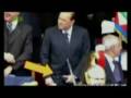 videos de A Berlusconi lo prendono per il culo anche in Germania