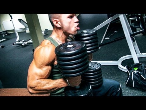 bodybuilder - Schau mal auf ▻▻▻ http://amzn.to/YFWvi3 Auf DICH abgestimmter Trainingsplan unter: http://bit.ly/Zrjc5U Natural Bodybuilder Tim, Fitness Model und Alon Gabba...