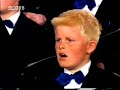 .. aus der Kirche St Marien zu Belzig. This is platinum material. As formal as it gets! I will never, ever know how they can find so many boys willing and able to put in the work to learn to sing what at that age MUST seem incredibly dull music to such a very, very high standard. Just amazing.  More of this to come! The other thing I can't understand is how such a blue chip choir can be singing to such a sparse crowd. What a waste of seats.