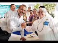 El Gober piadoso y el cardenal más burro El Gober piadoso y el cardenal más burro