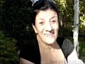 http://www.universcine.com/filmsdatabase/producerspace.2006-07-21.1664962737/2003/viva_laldjerie/edito/film_home
biyouna parle de papicha, le personnage qu'elle incarne dans viva laldj�rie (2003) 
de nadir mokneche