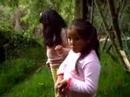 Ednory y Xiomy en el bosque de Conoc - Mayo 2006.