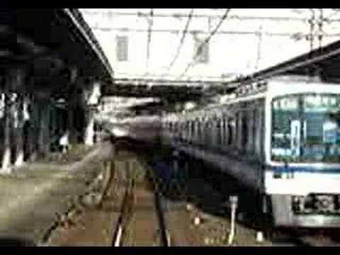 中百舌鳥駅を通過する「区間急行」（泉北高速鉄道直通）