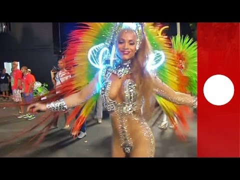 Samba ! Le carnaval de Rio bat son plein au Brésil