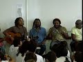 - link da 2� parte aki!!!
http://br.youtube.com/watch?v=2yo9faynq9i

projeto idealizado pela prof� de portugu�se literatura do col�gio batista brasileiro (salvador - bahia); mari lima, que levou ao col�gio o grande e consagrado cantor bahiano de reggae edson gomes!!!