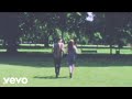 Le Strisce Londra Video and Lyrics