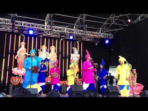 Punjabi Folk Dance Academy Auckland Performance Malwai Giddha  At Auckland on Diwali Festival 2012