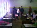 cainam apanhando de 4 !