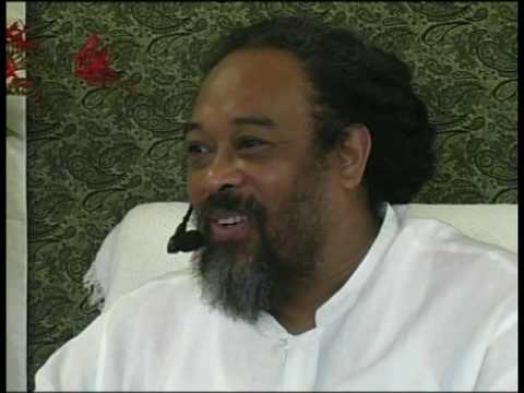 Mooji Video: Decide Not to Spend Your Life Cowering to the Mind