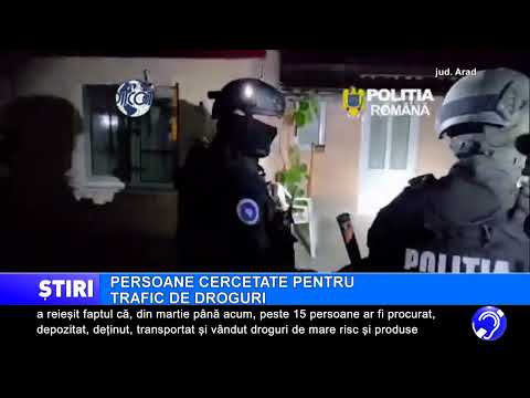 Zeci de percheziții în Arad
