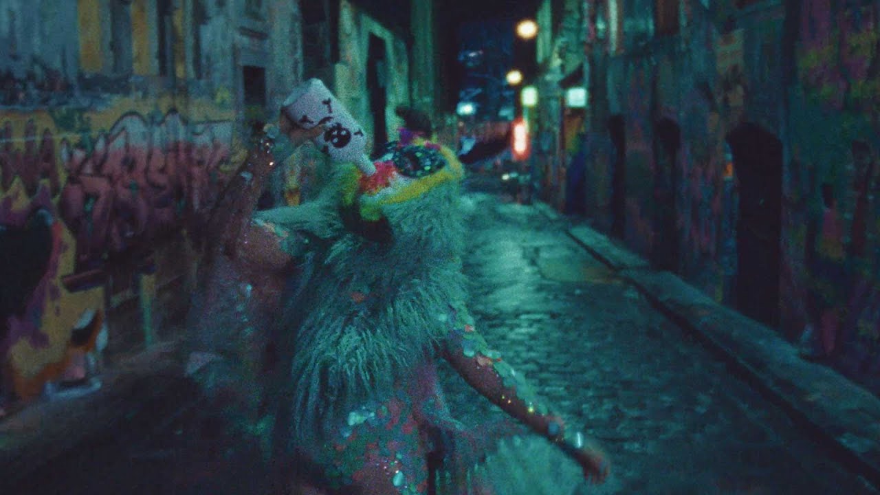 Hiatus Kaiyote - "And We Go Gentle"MVを公開 新譜「Mood Valiant」2021年6月25日発売収録曲 thm Music info Clip