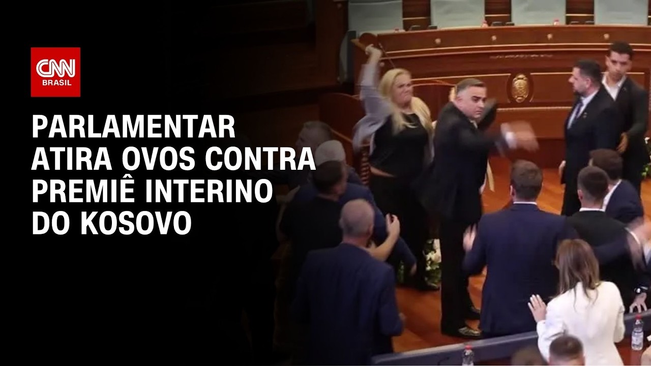 Parlamentar atira ovos contra premiê interino do Kosovo; veja vídeo | AGORA CNN