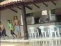 Caai na piscina