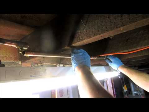 how to fix a leak on a copper pipe